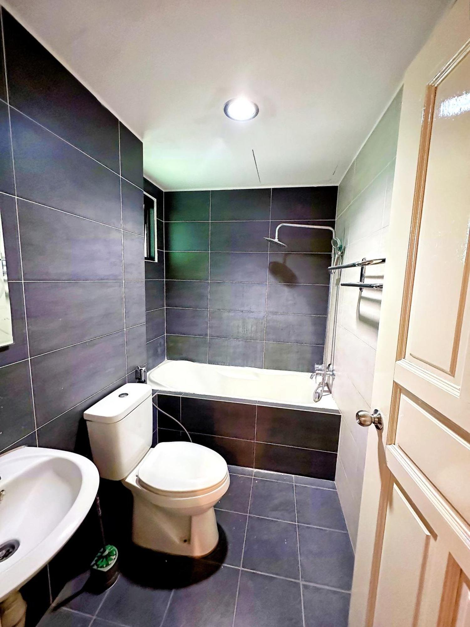 Kinta Riverfront Apartment, Jalan Lim Bo Seng Apartment Ipoh